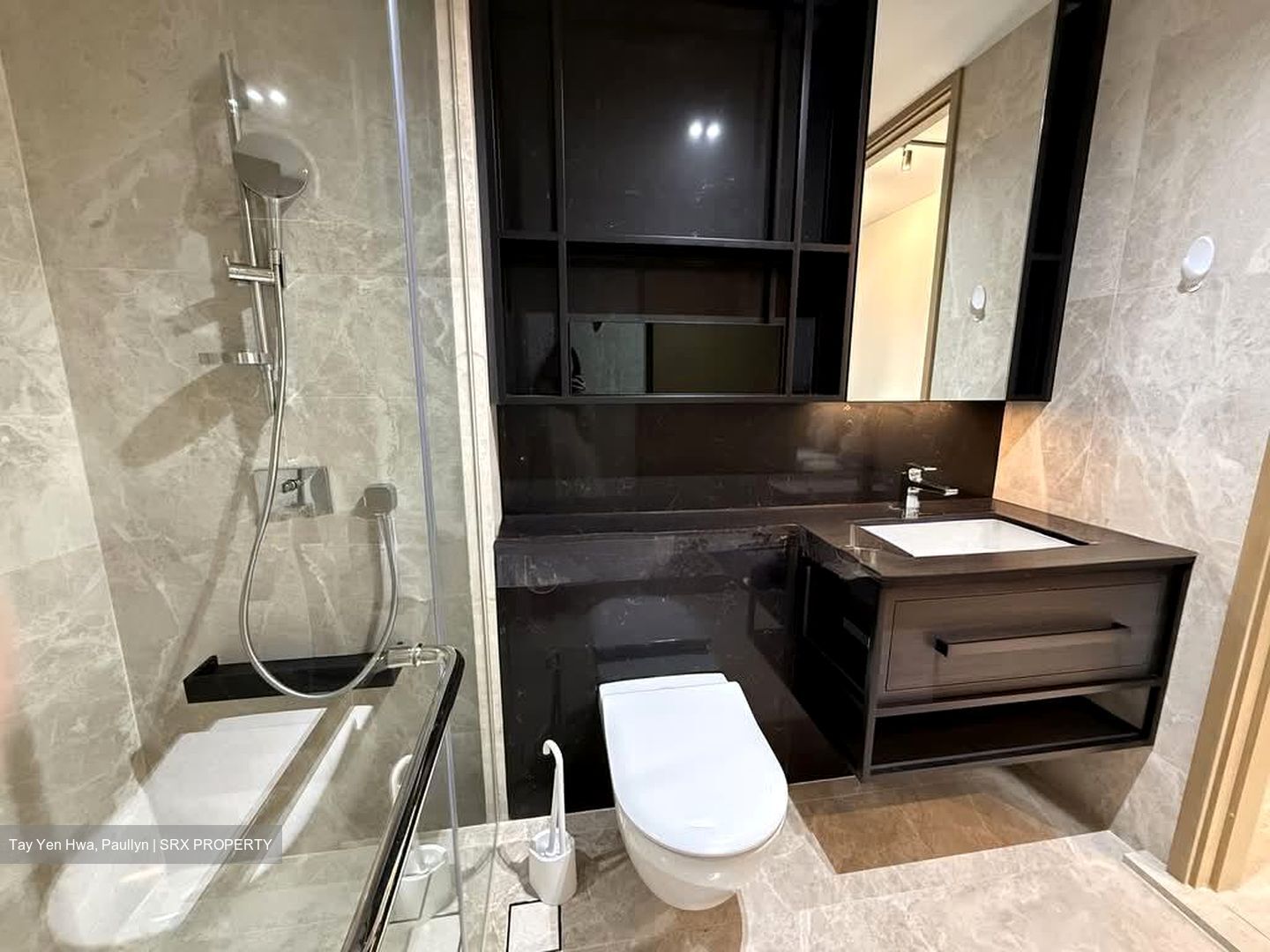 Haus On Handy (D9), Condominium #588581101